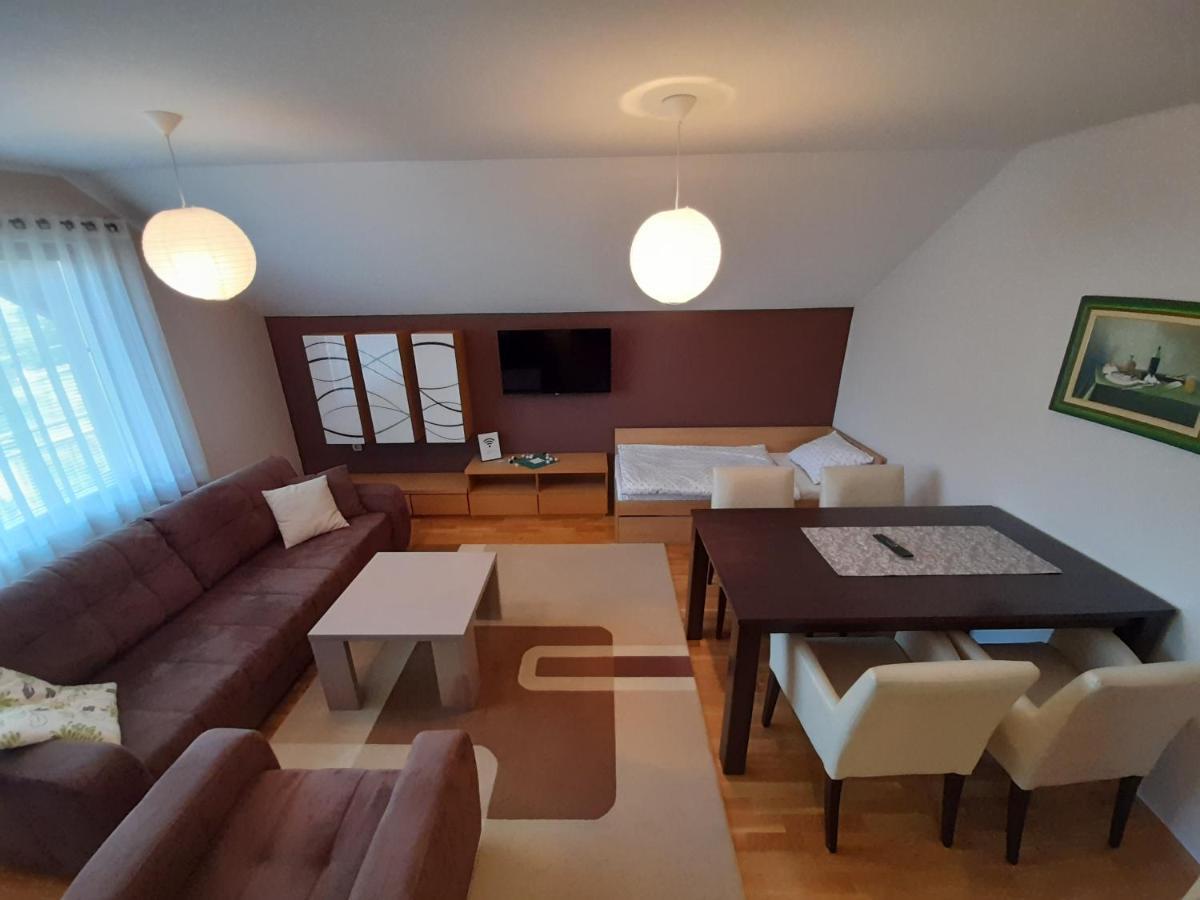 Apartmani Exit Pale Ngoại thất bức ảnh