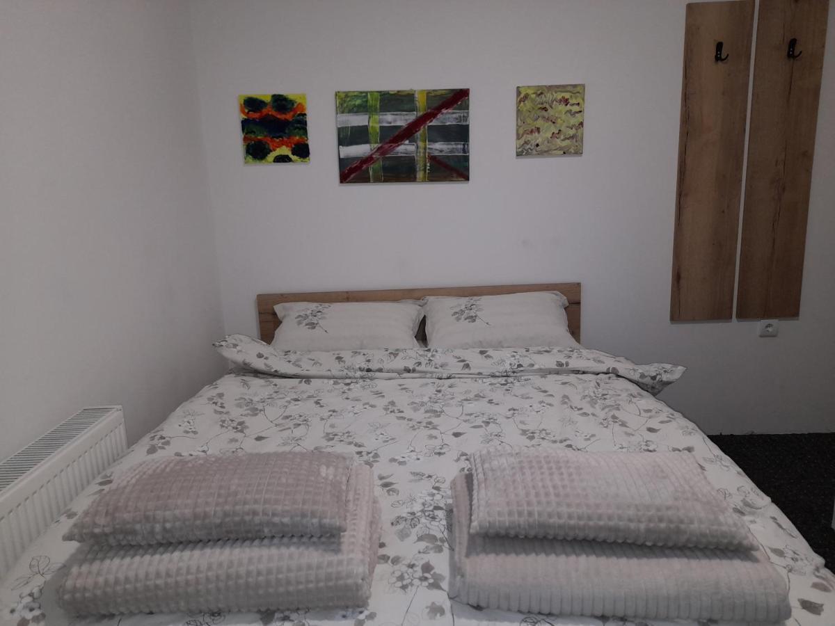 Apartmani Exit Pale Ngoại thất bức ảnh
