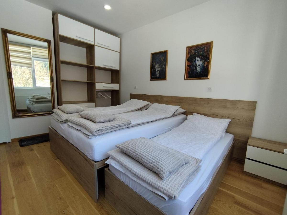 Apartmani Exit Pale Ngoại thất bức ảnh