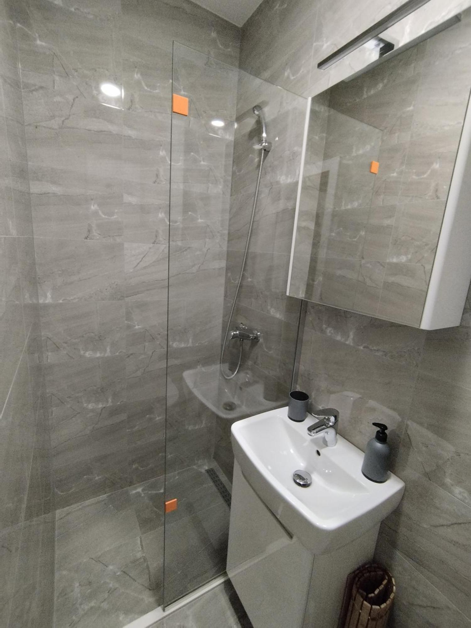 Apartmani Exit Pale Ngoại thất bức ảnh