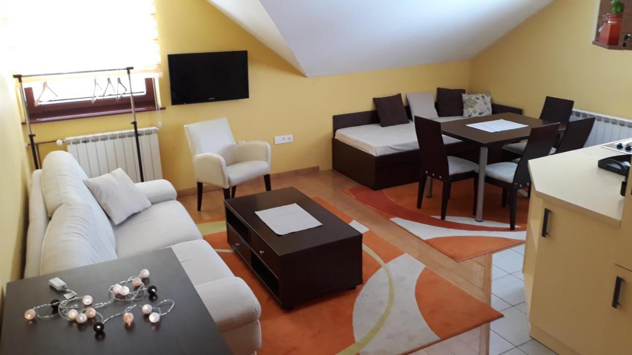 Apartmani Exit Pale Ngoại thất bức ảnh